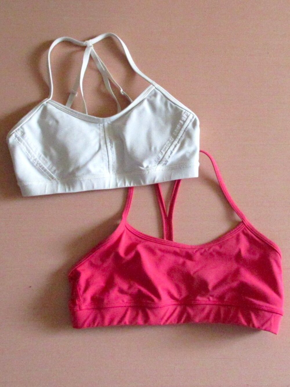Lululemon Sports Bra Lot – Size 8 – White & Pink Cross‑Back
